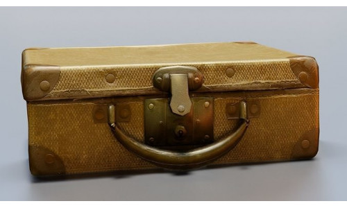 old yellow  Suitcase  3D model Low-poly 3D model