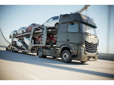 Semi-truck with car carrier trailer 3D model